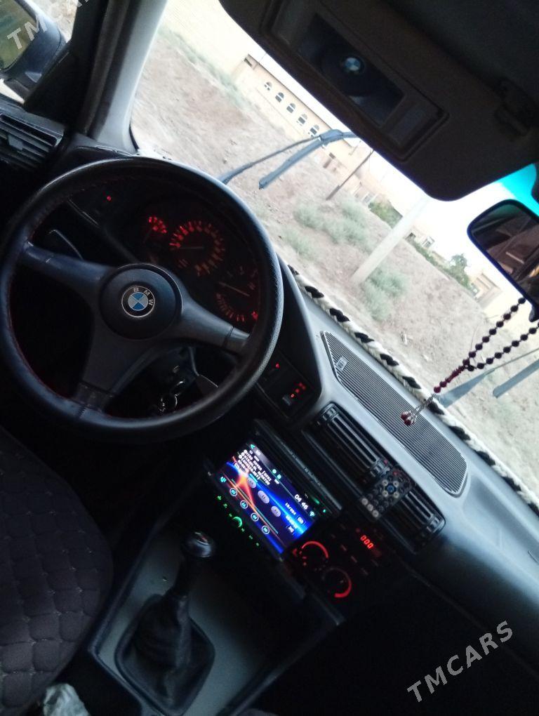 BMW 525 1991 - 110 000 TMT - Dänew - img 9