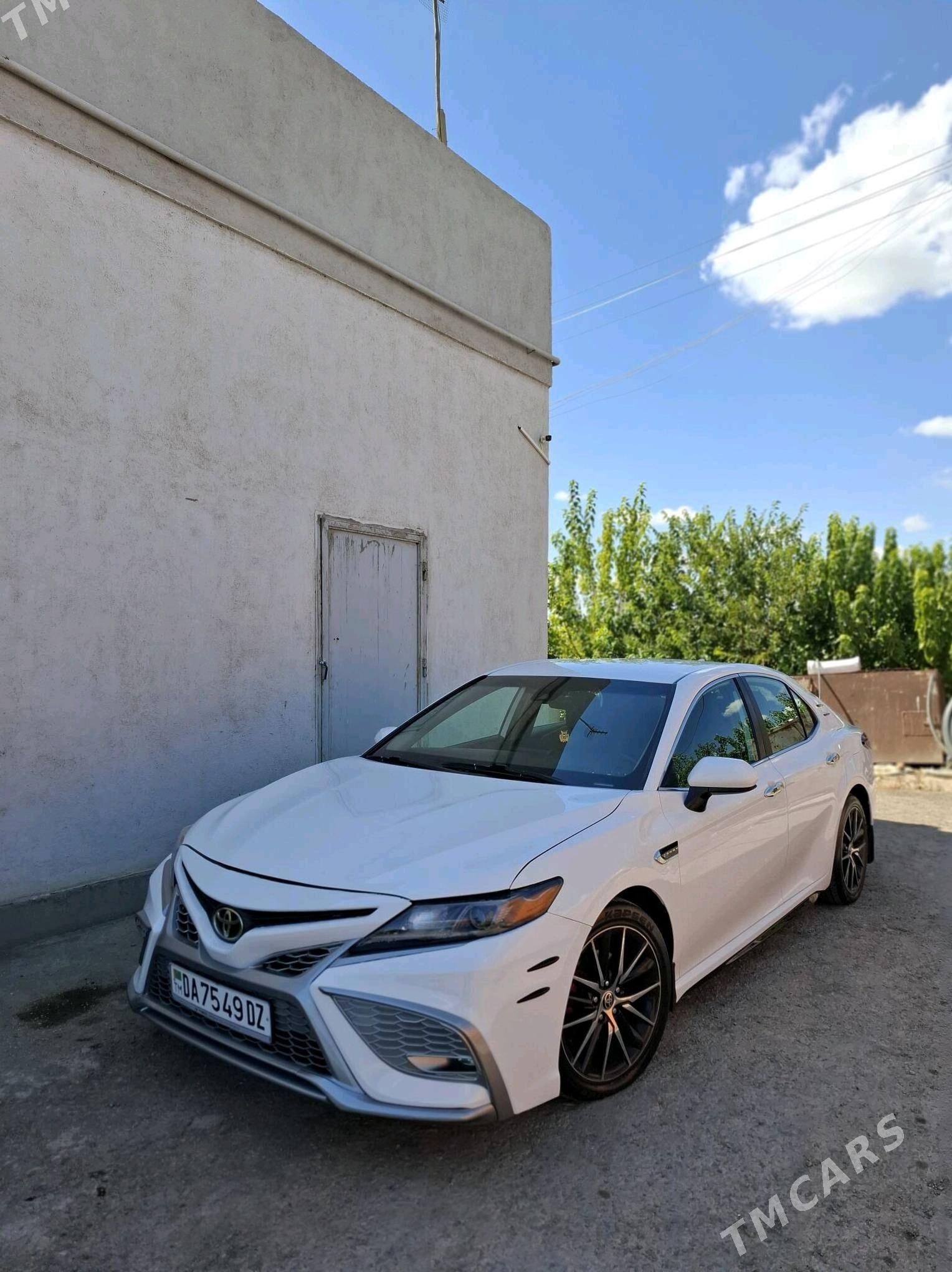 Toyota Camry 2021 - 305 000 TMT - Дашогуз - img 4