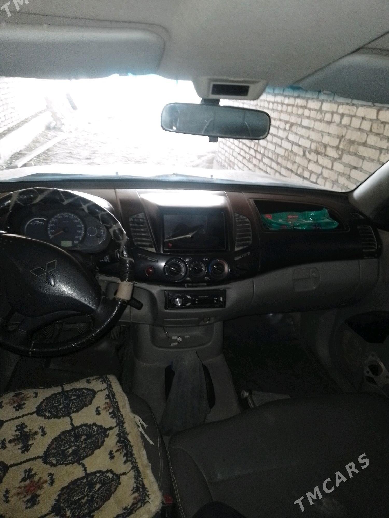 Mitsubishi L200 2006 - 105 000 TMT - Hojambaz - img 4