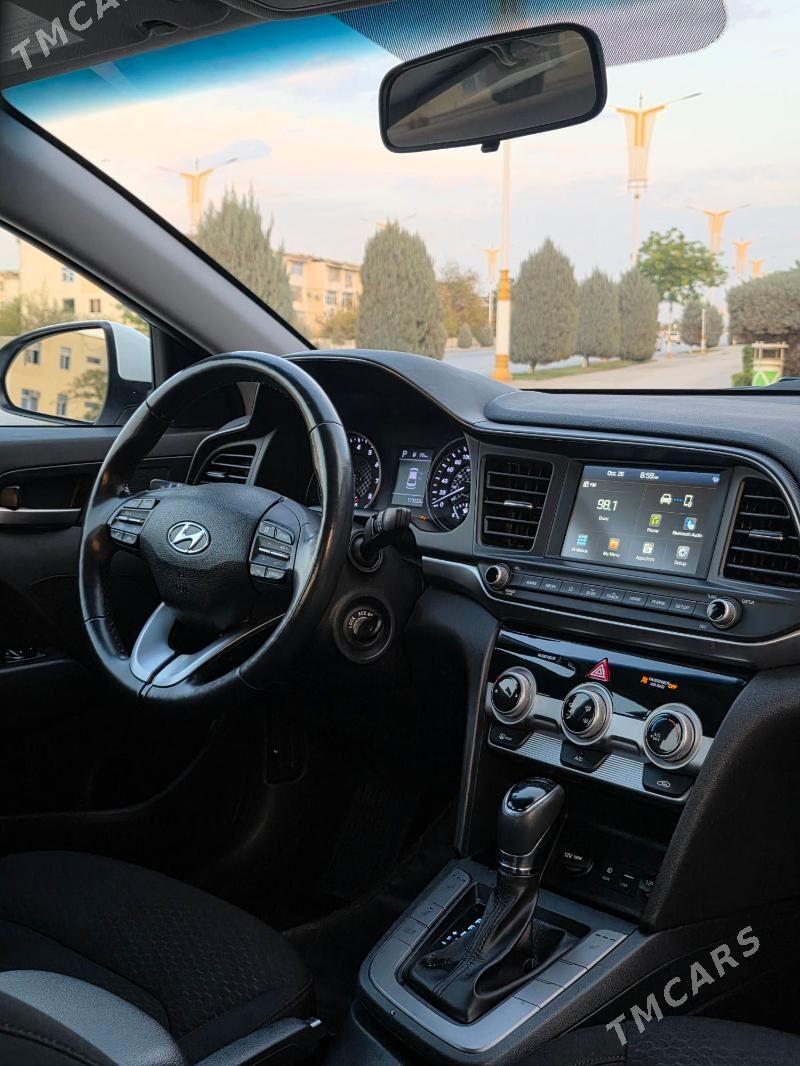 Hyundai Elantra 2020 - 200 000 TMT - Гаудан "А" - img 7