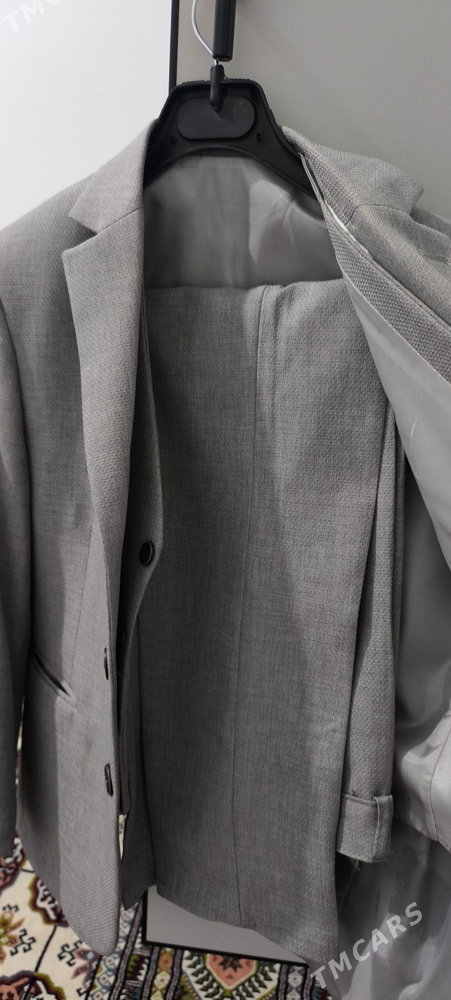 kostyum - Балканабат - img 1