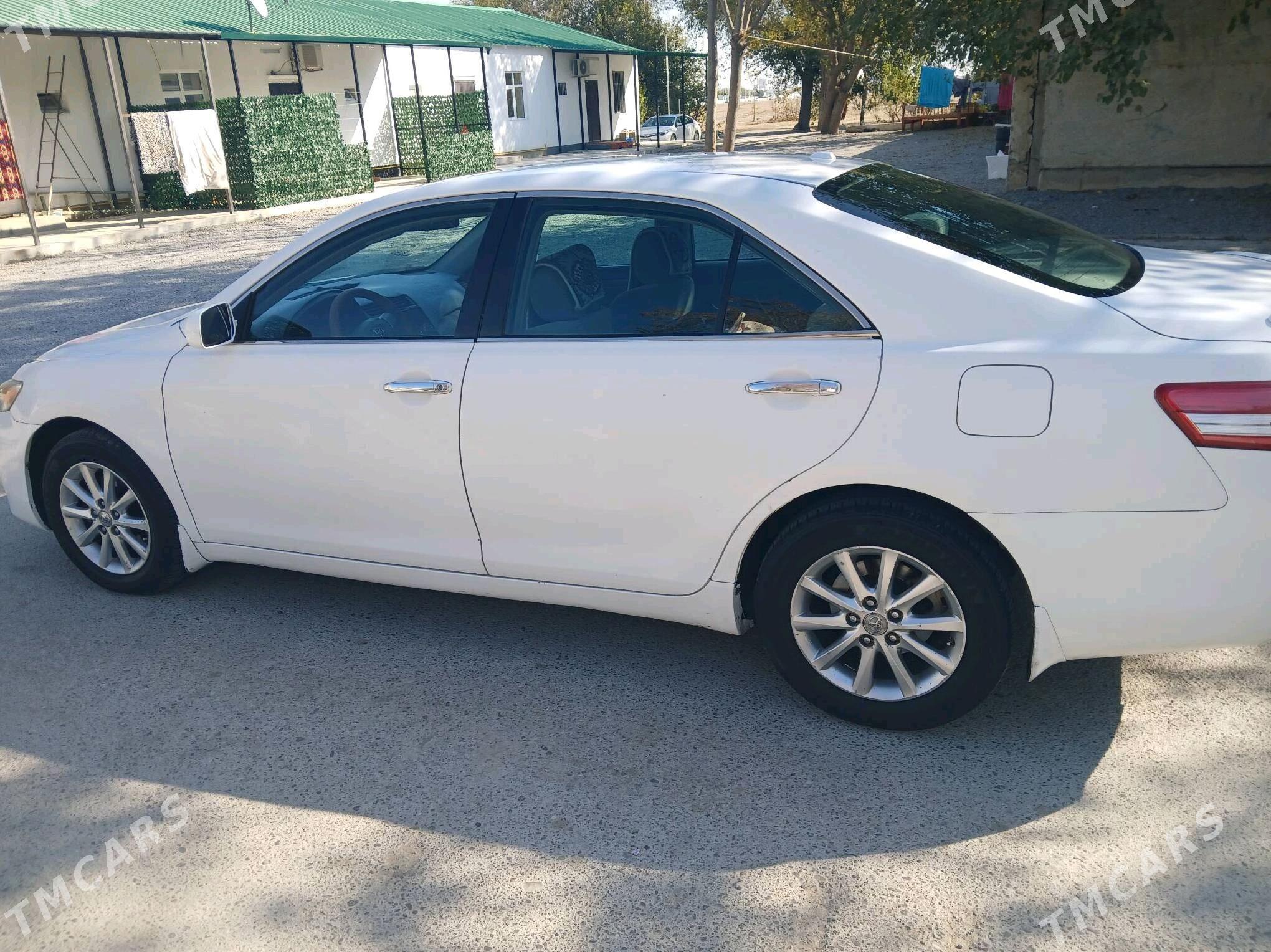 Toyota Camry 2011 - 175 000 TMT - Ak bugdaý etraby - img 3