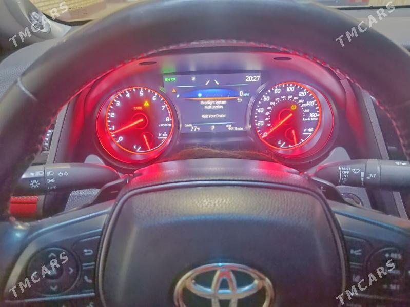 Toyota Camry 2022 - 400 000 TMT - Мары - img 3