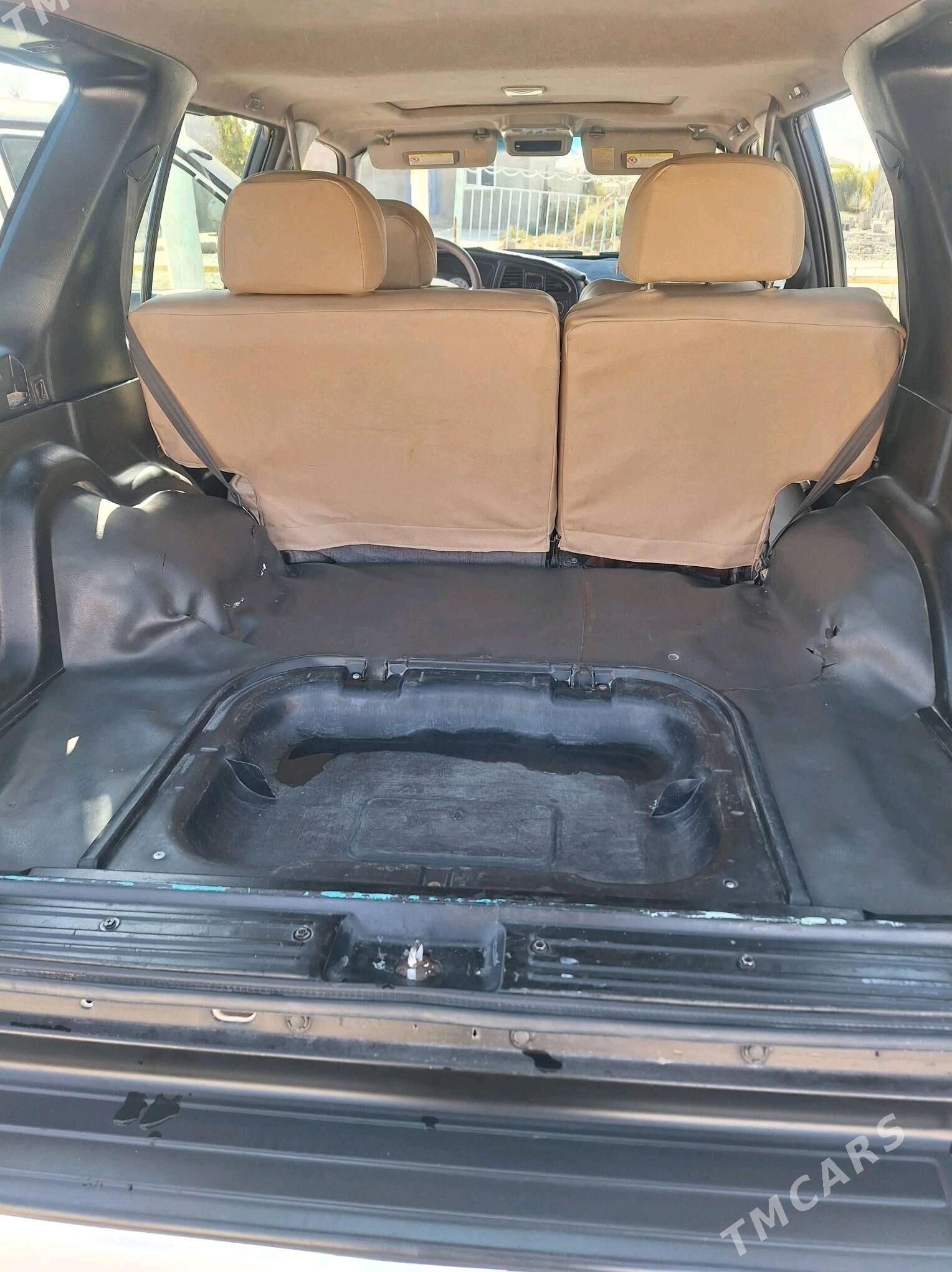 Nissan Pathfinder 2001 - 106 000 TMT - Кака - img 1