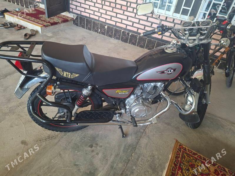 Fekon FK150-8G 2009 - 13 000 TMT - Bäherden - img 3