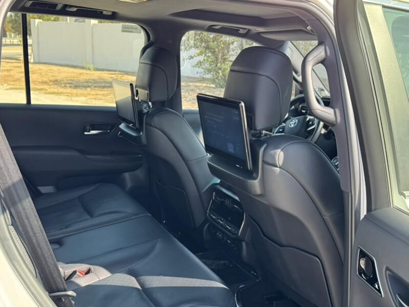 Toyota Land Cruiser 2023 - 1 350 000 TMT - Ашхабад - img 9
