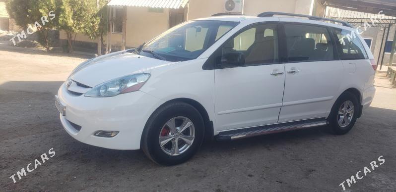 Toyota Sienna 2006 - 205 000 TMT - Дянев - img 2