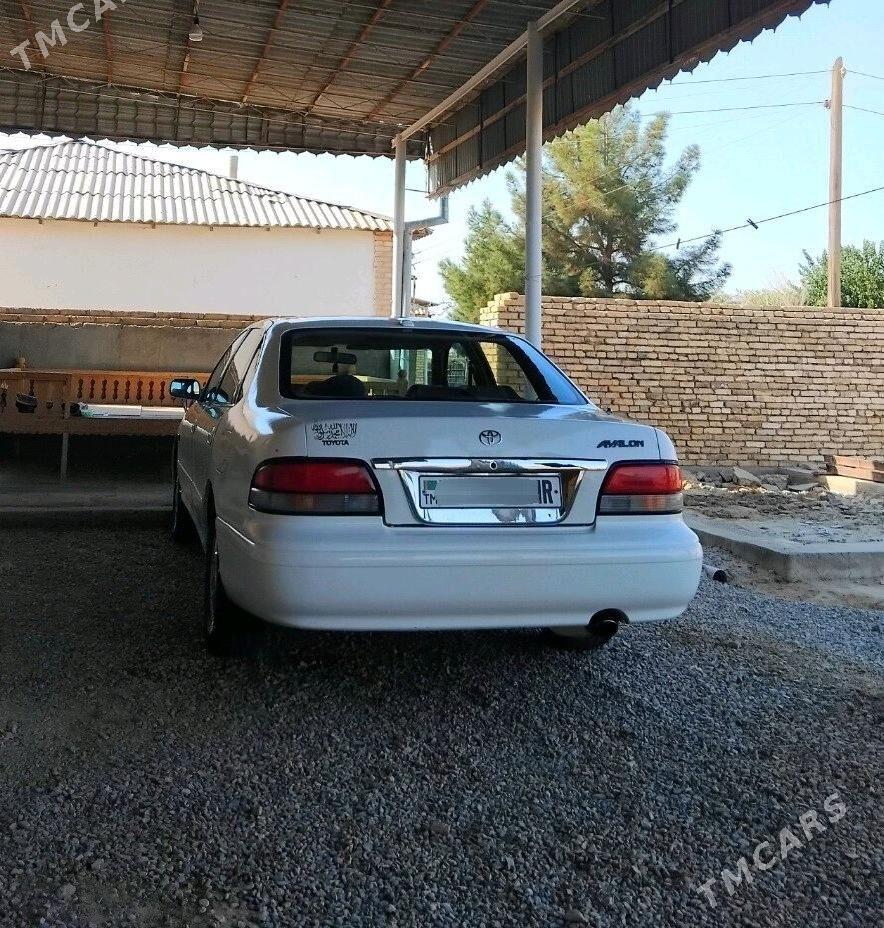 Toyota Avalon 1996 - 120 000 TMT - Мары - img 3
