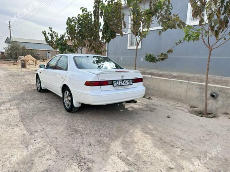Toyota Camry 1998 - 120 000 TMT - Мургап - img 4
