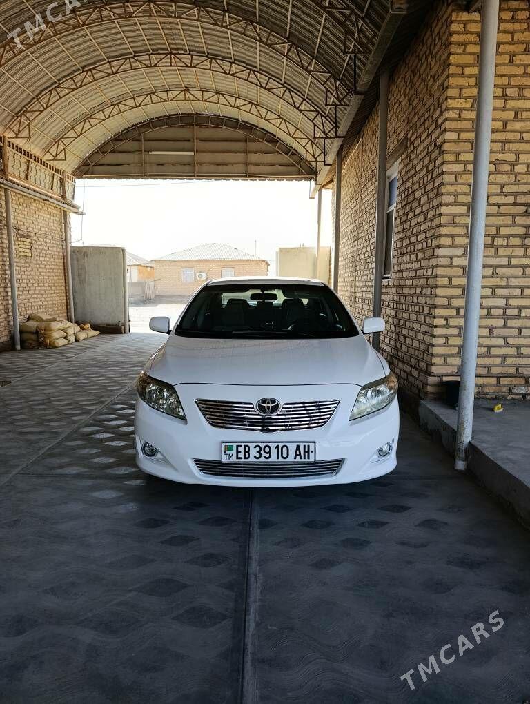 Toyota Corolla 2010 - 140 000 TMT - Теджен - img 1