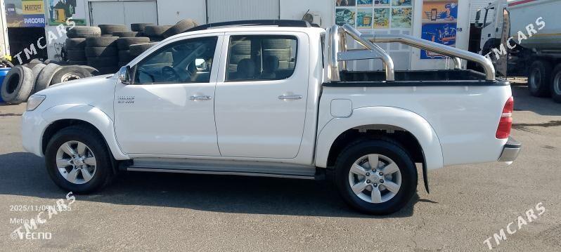 Toyota Hilux 2014 - 390 000 TMT - Aşgabat - img 2
