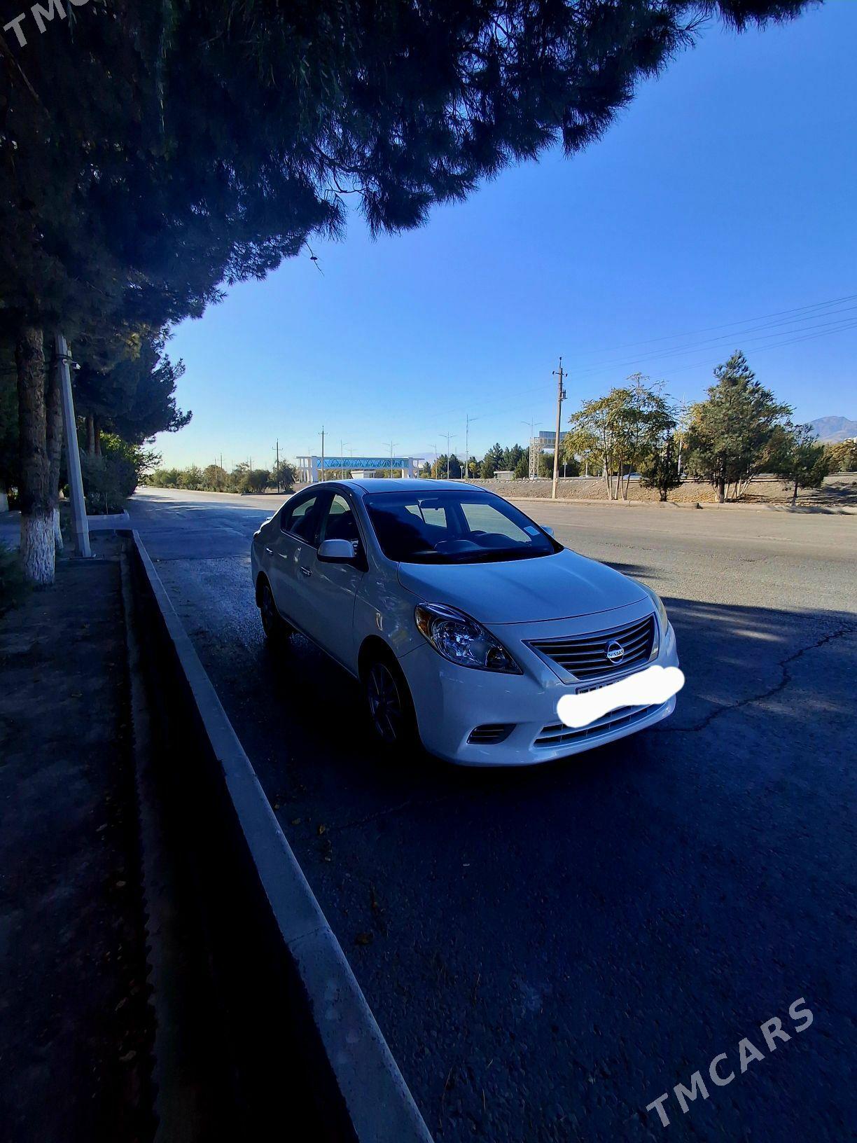 Nissan Versa 2013 - 132 000 TMT - Ялкым - img 2