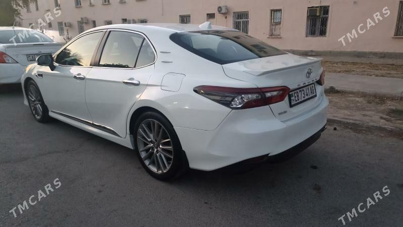 Toyota Camry 2019 - 265 000 TMT - Ашхабад - img 4