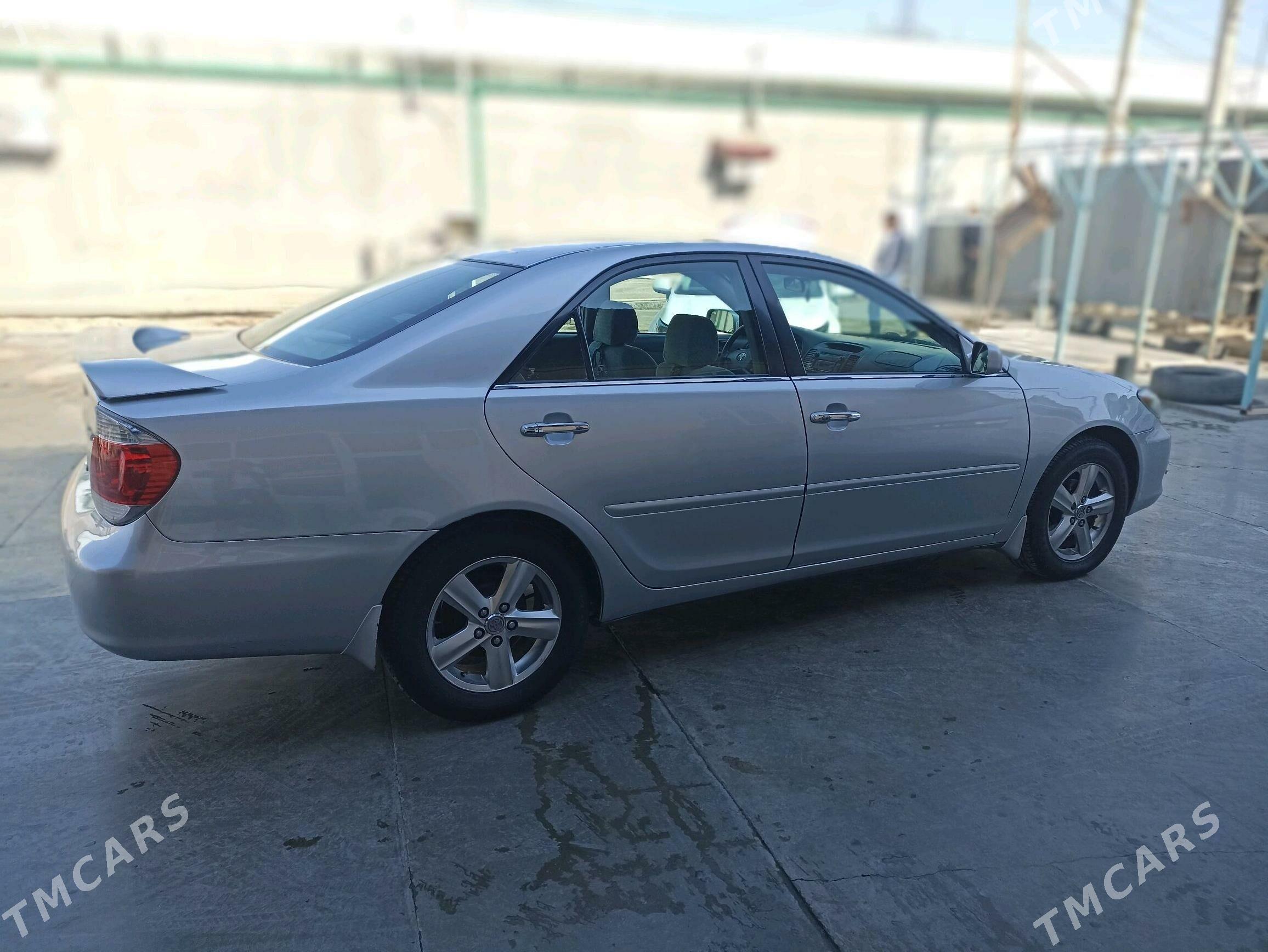 Toyota Camry 2004 - 175 000 TMT - Мары - img 4