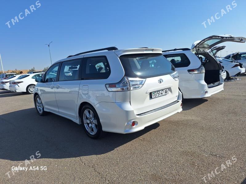 Toyota Sienna 2017 - 380 000 TMT - Ашхабад - img 3