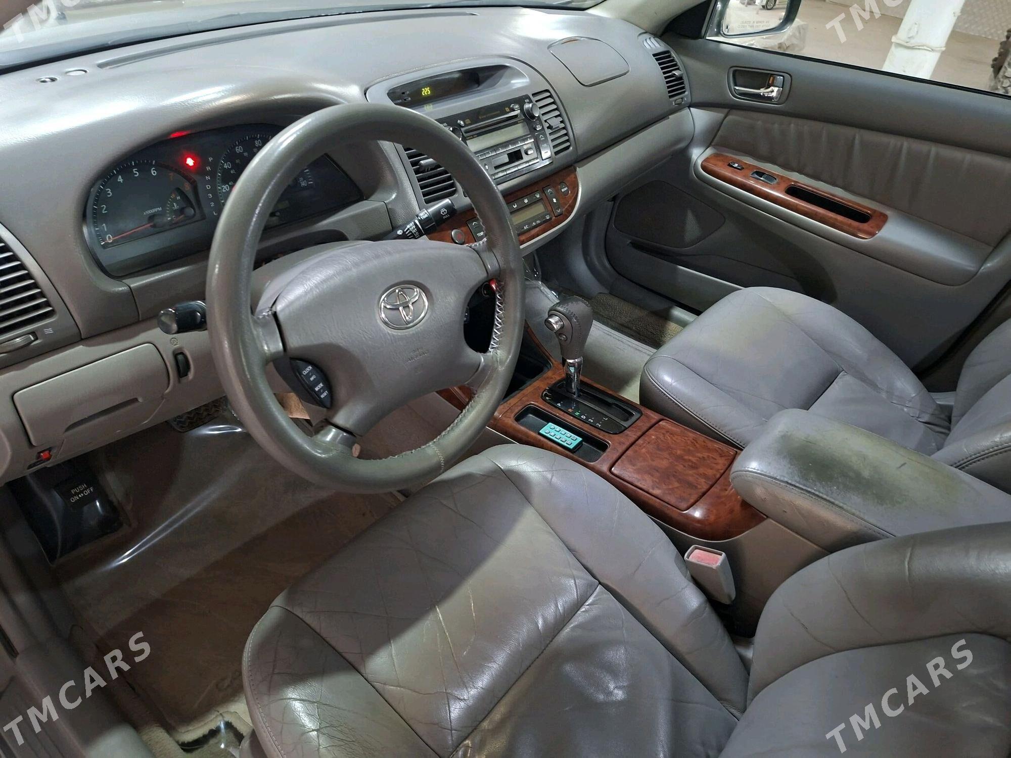 Toyota Camry 2003 - 230 000 TMT - Halaç - img 6