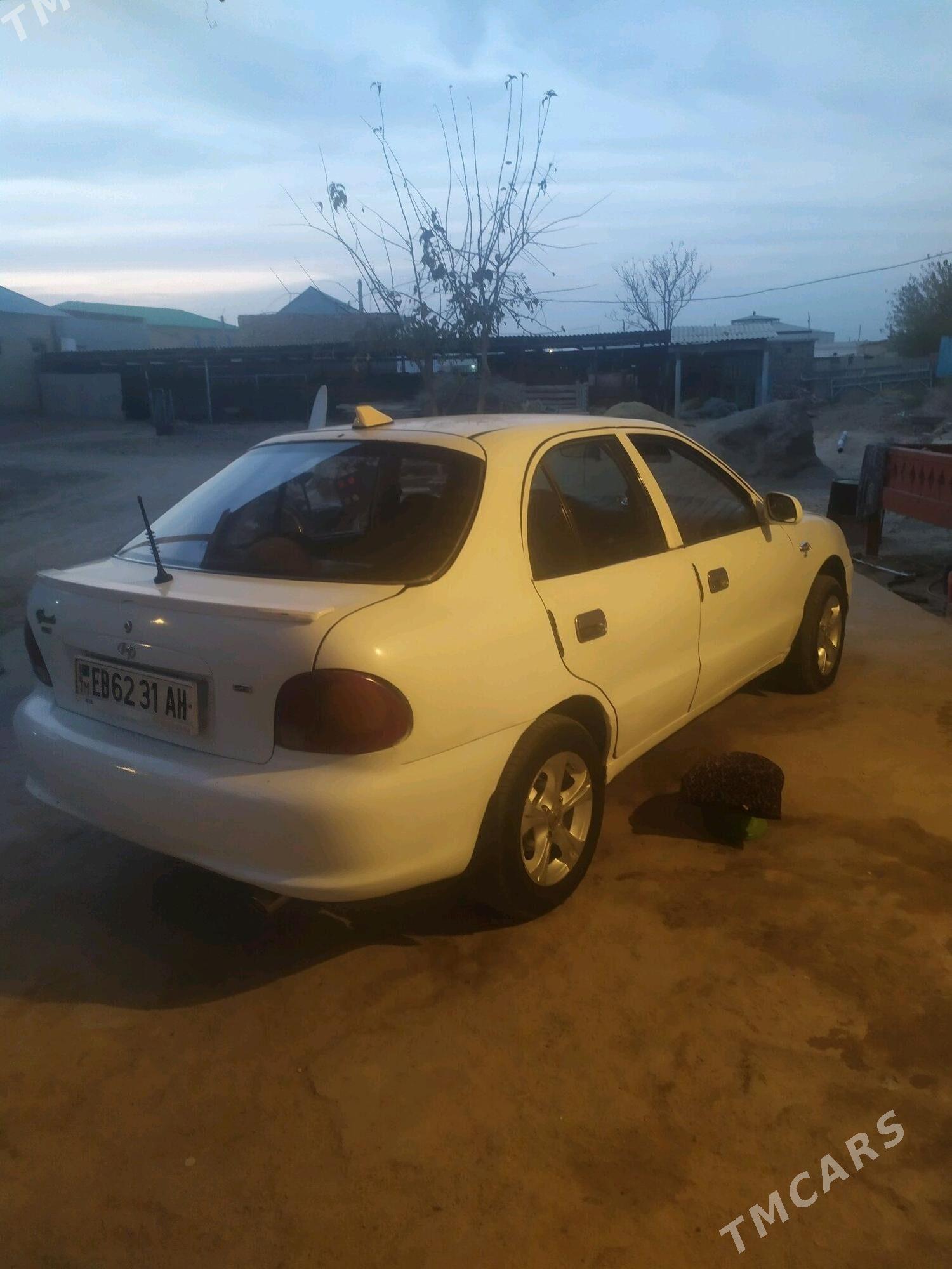 Hyundai Accent 1996 - 37 000 TMT - Babadaýhan - img 2