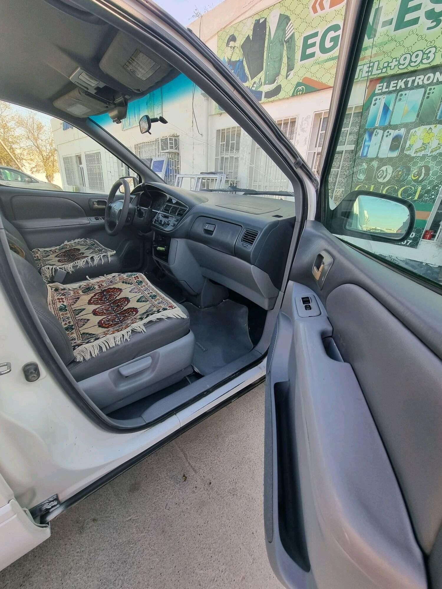 Toyota Sienna 2000 - 145 000 TMT - Бахарден - img 10
