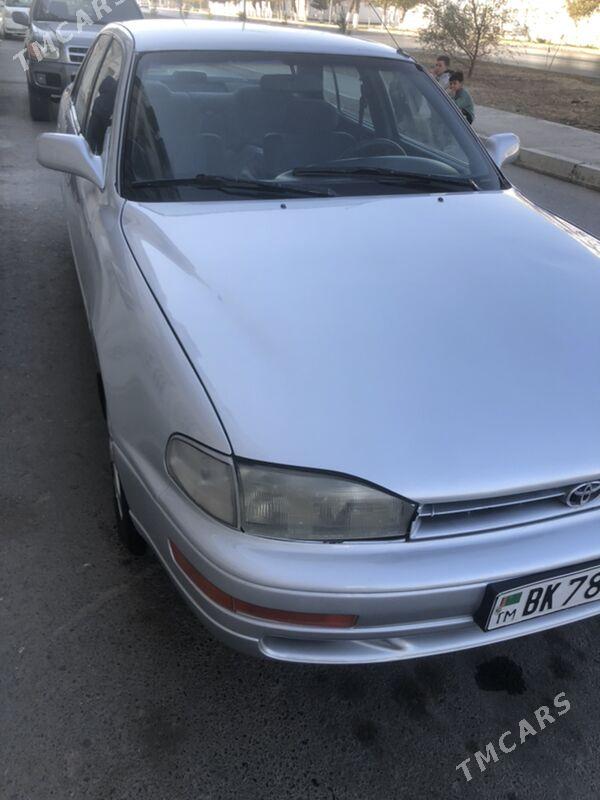 Toyota Camry 1993 - 95 000 TMT - Türkmenabat - img 2