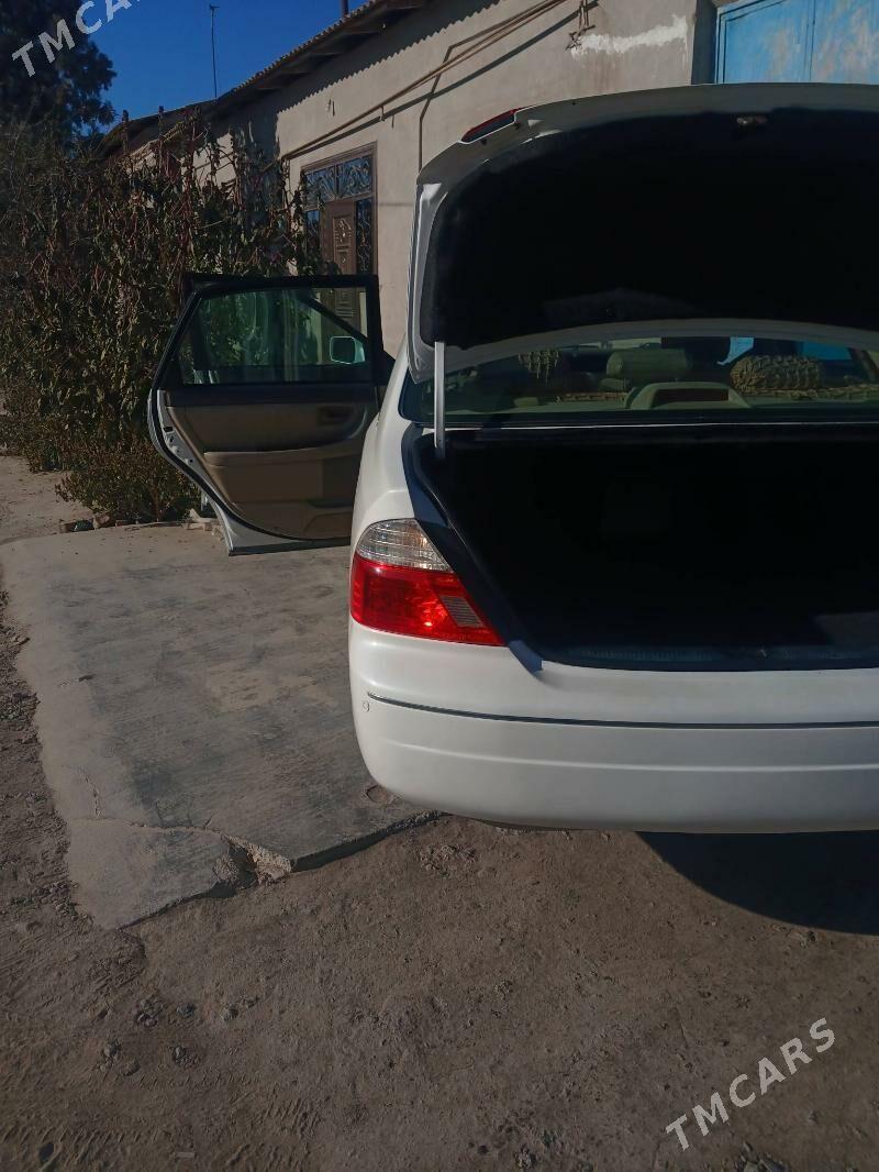 Toyota Avalon 2003 - 180 000 TMT - Дашогуз - img 3