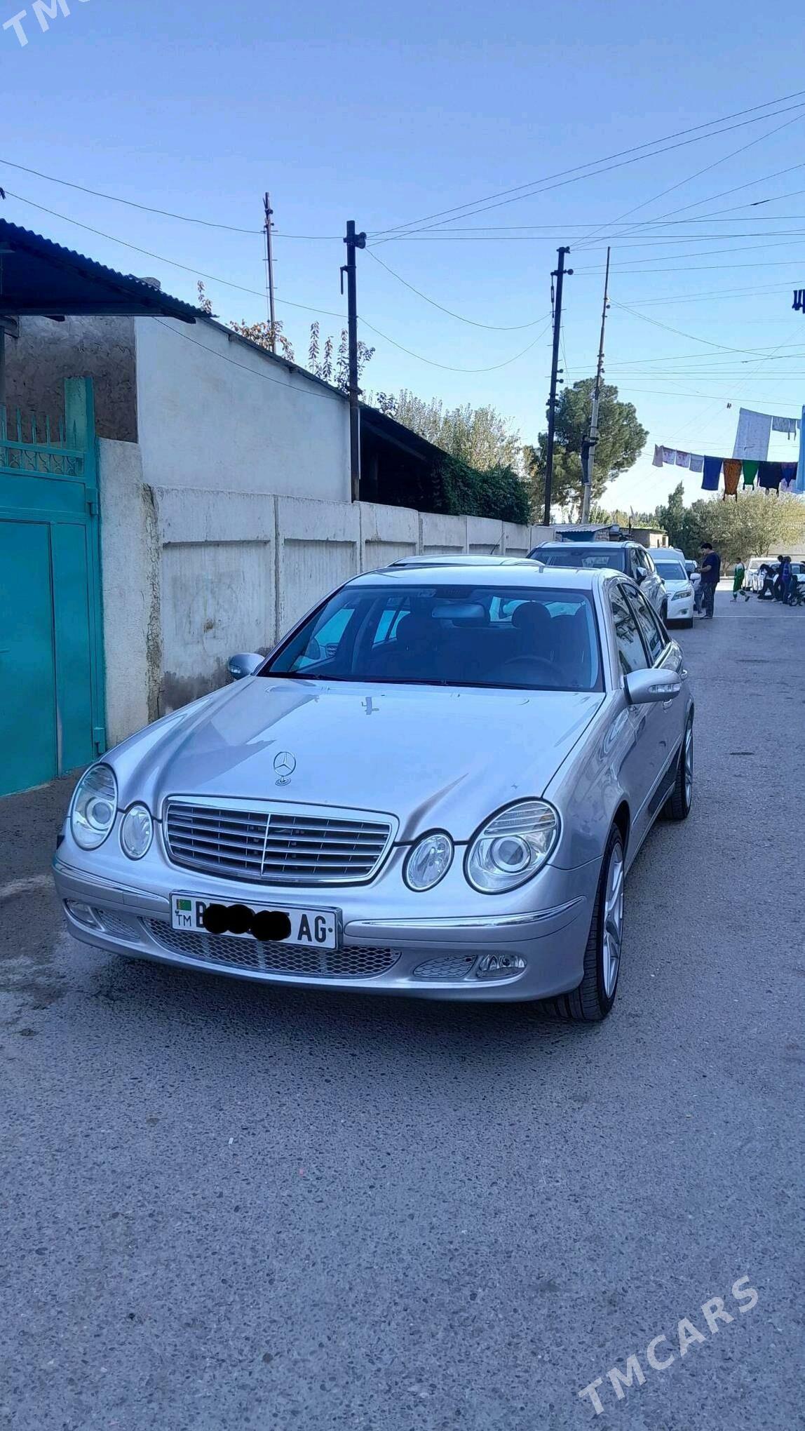 Mercedes-Benz E320 2003 - 190 000 TMT - Aşgabat - img 4
