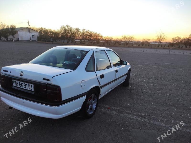 Opel Vectra 1993 - 32 000 TMT - Губадаг - img 1