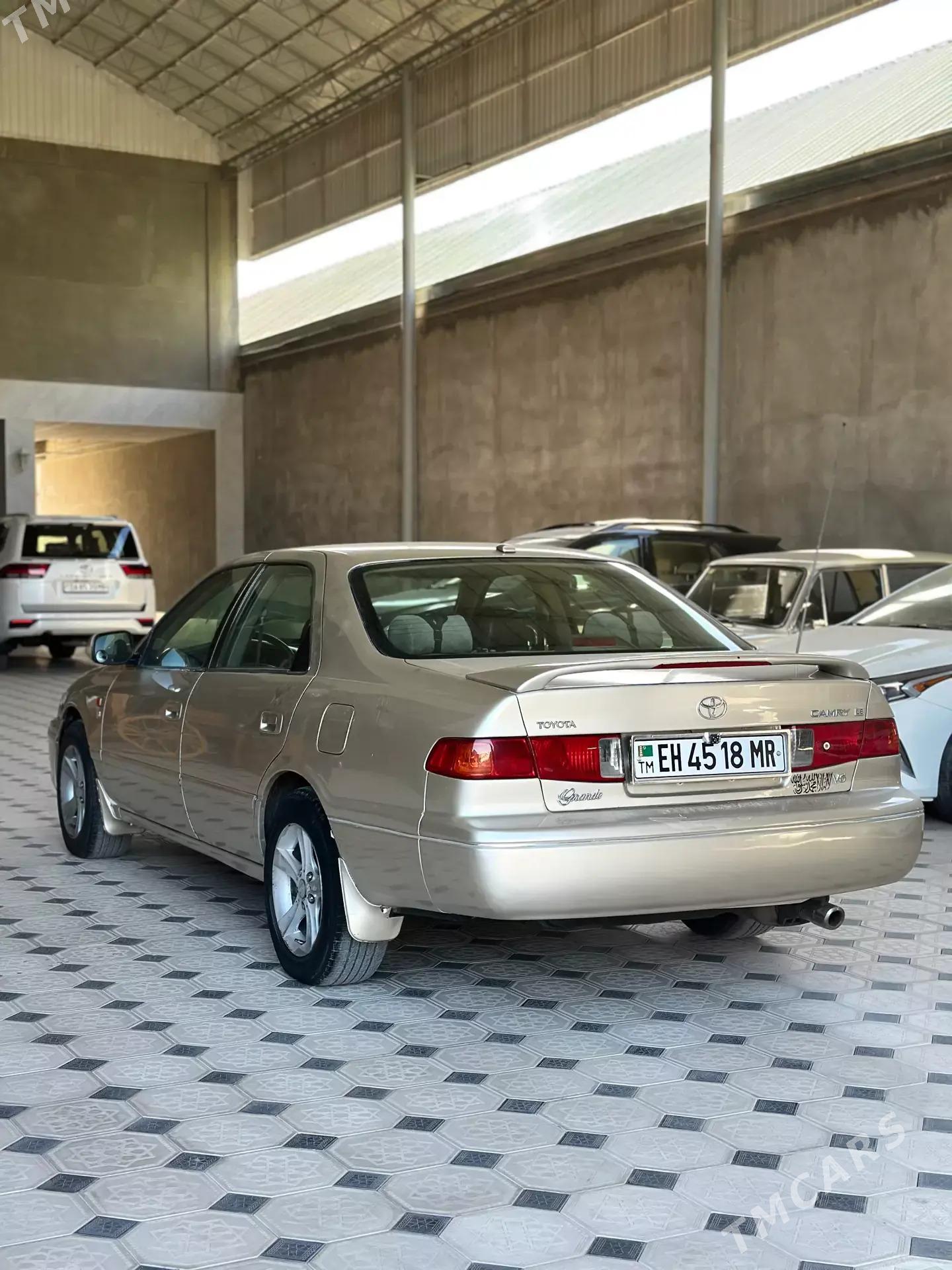 Toyota Camry 2001 - 140 000 TMT - Мары - img 4