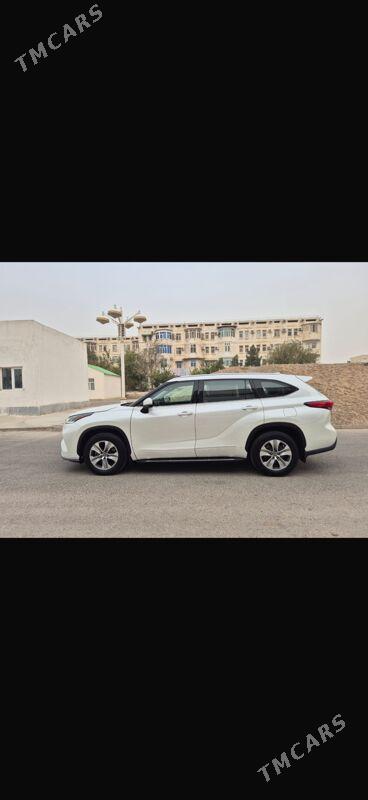 Toyota Highlander 2020 - 515 000 TMT - Ашхабад - img 2