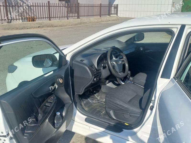 Toyota Corolla 2012 - 170 000 TMT - Ашхабад - img 8