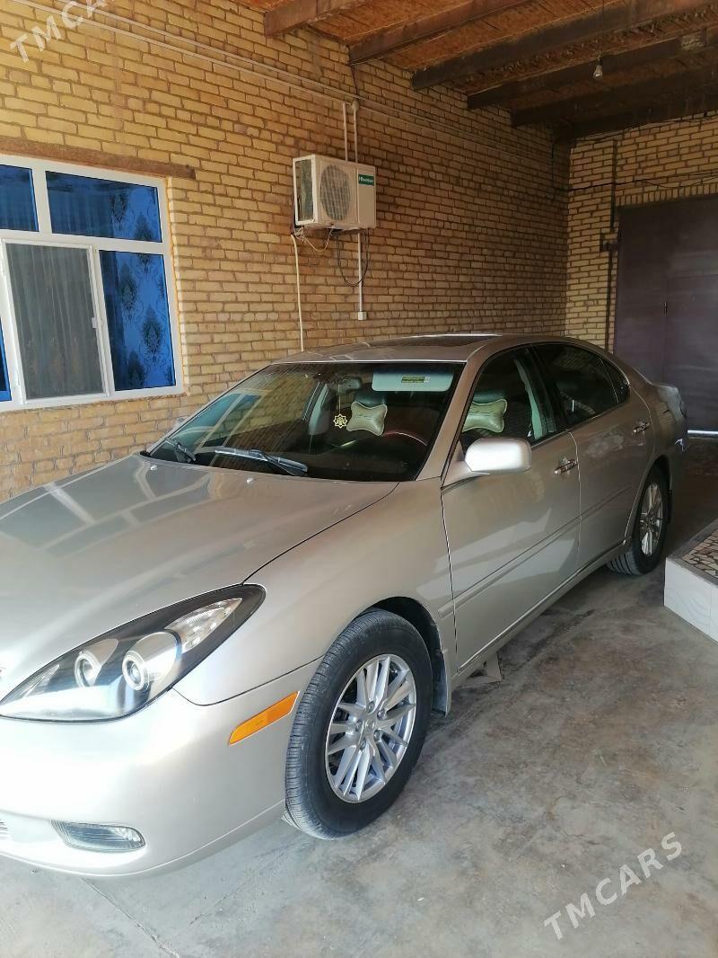 Lexus ES 330 2004 - 195 000 TMT - Дянев - img 3