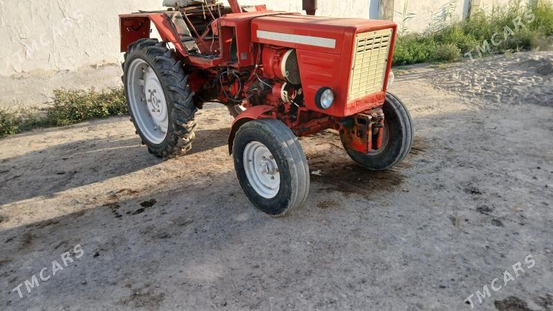 MTZ T-28 1987 - 30 000 TMT - Çärjew - img 1