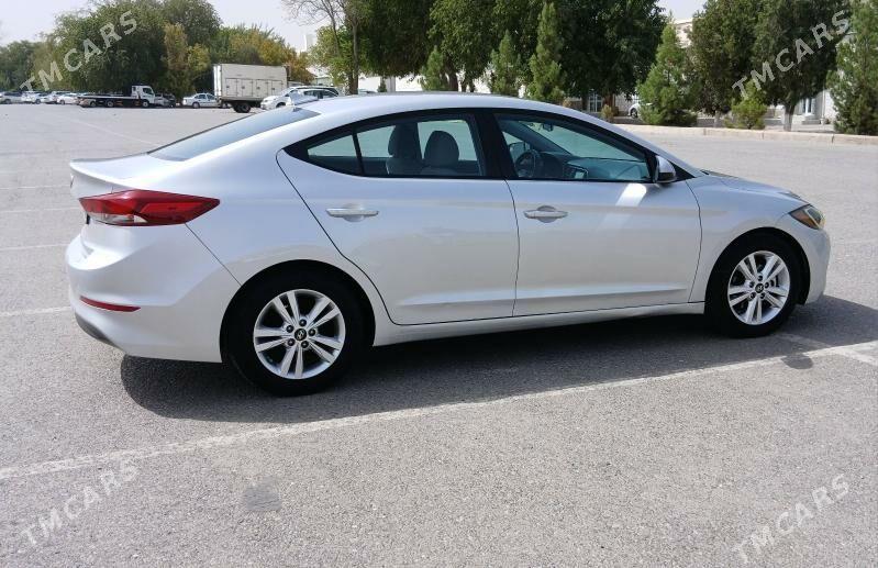 Hyundai Elantra 2017 - 186 000 TMT - Parahat 4 - img 4