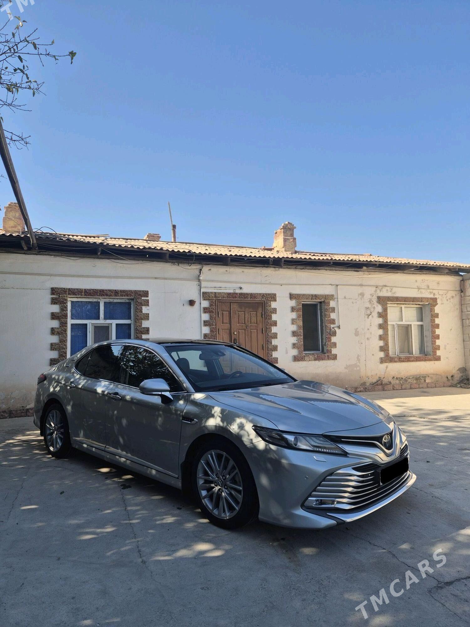 Toyota Camry 2018 - 390 000 TMT - Aşgabat - img 1