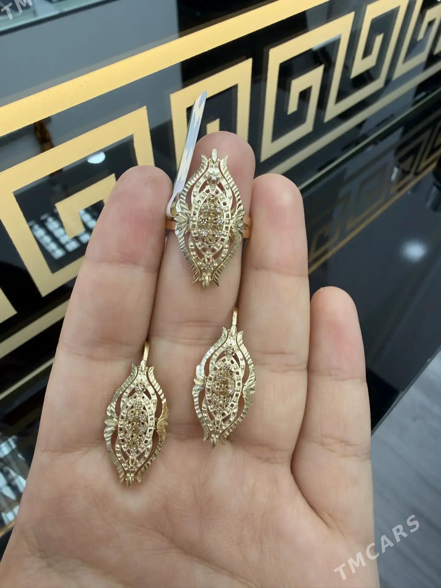 gyzyl komplekt - Aşgabat - img 1