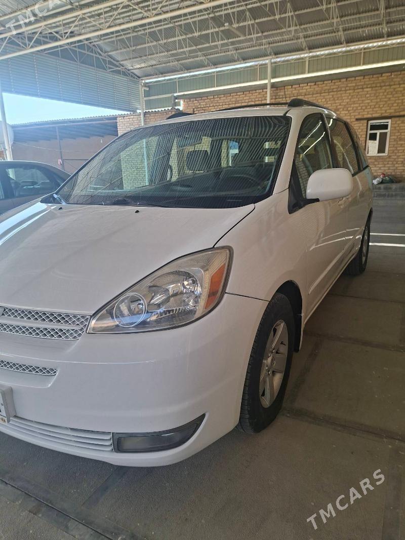 Toyota Sienna 2004 - 200 000 TMT - Mary - img 4