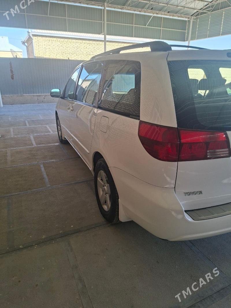 Toyota Sienna 2004 - 200 000 TMT - Mary - img 3