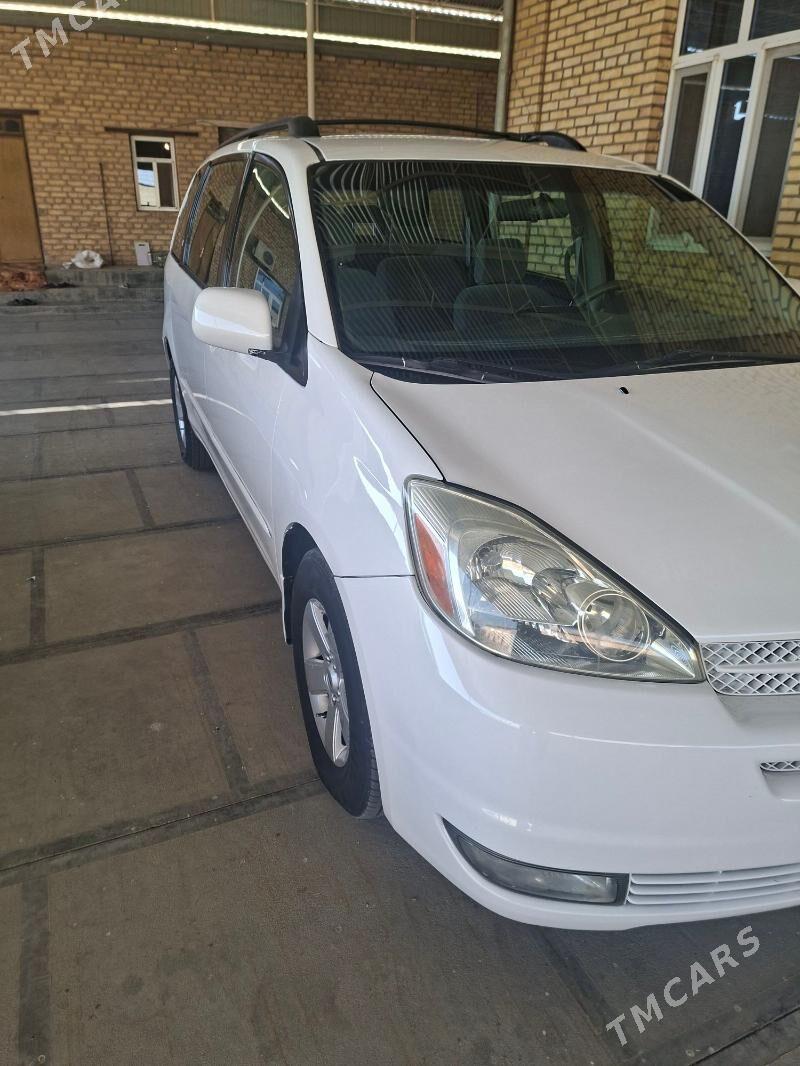 Toyota Sienna 2004 - 200 000 TMT - Mary - img 5