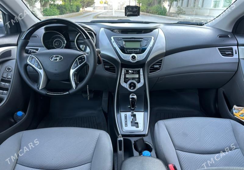 Hyundai Elantra 2011 - 177 000 TMT - Balkanabat - img 2
