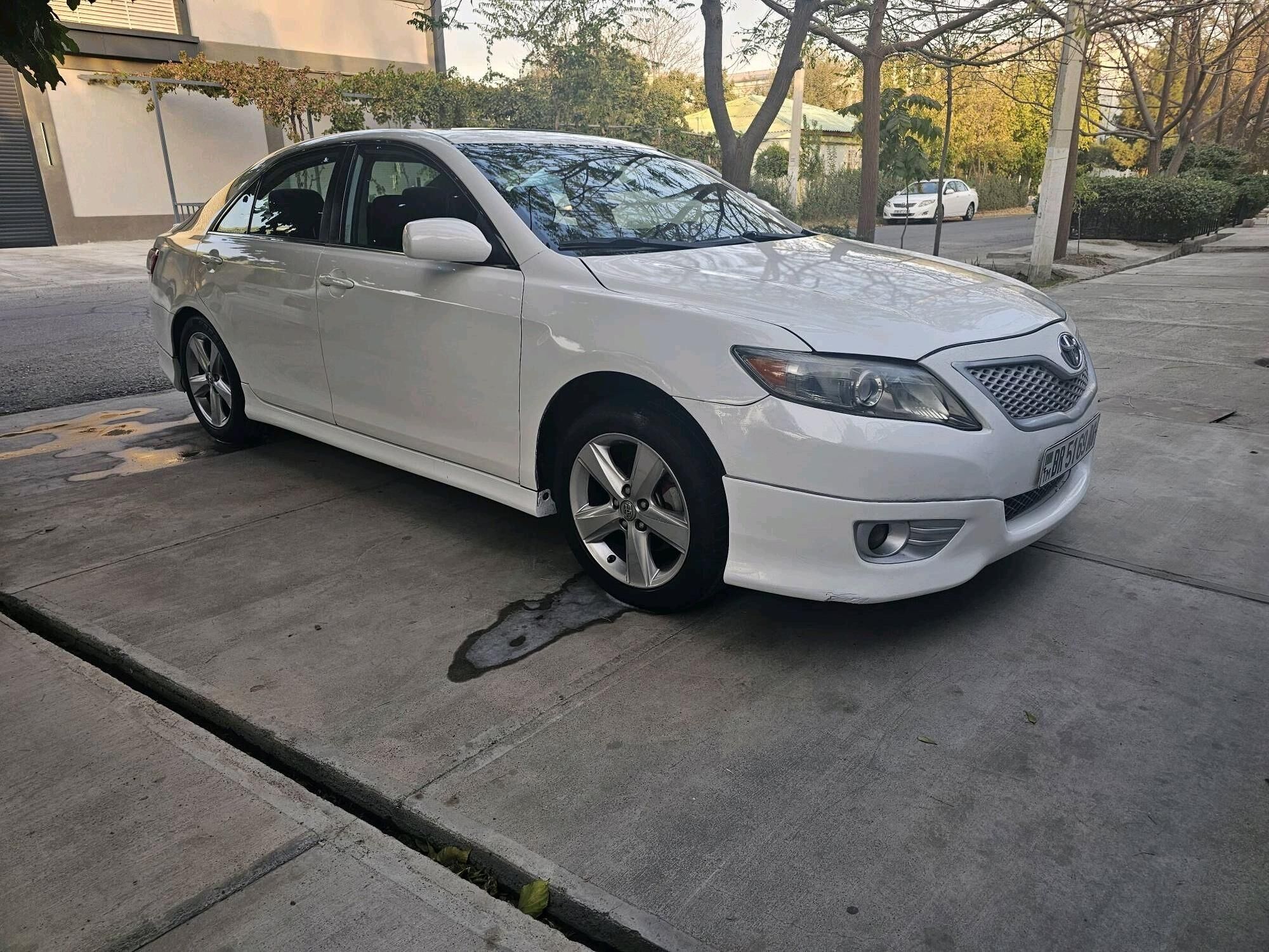 Toyota Camry 2010 - 193 000 TMT - Ашхабад - img 2