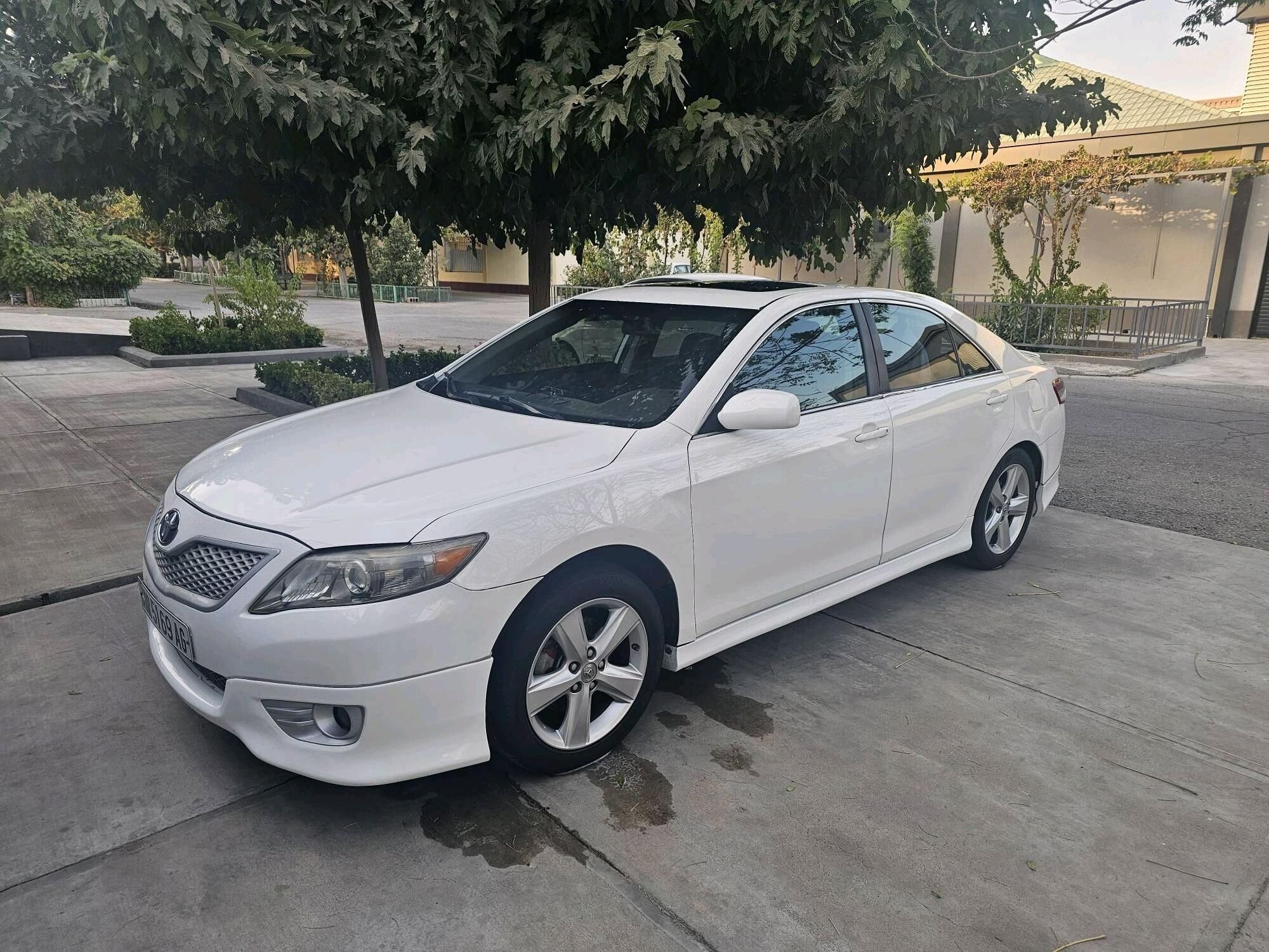 Toyota Camry 2010 - 193 000 TMT - Ашхабад - img 3