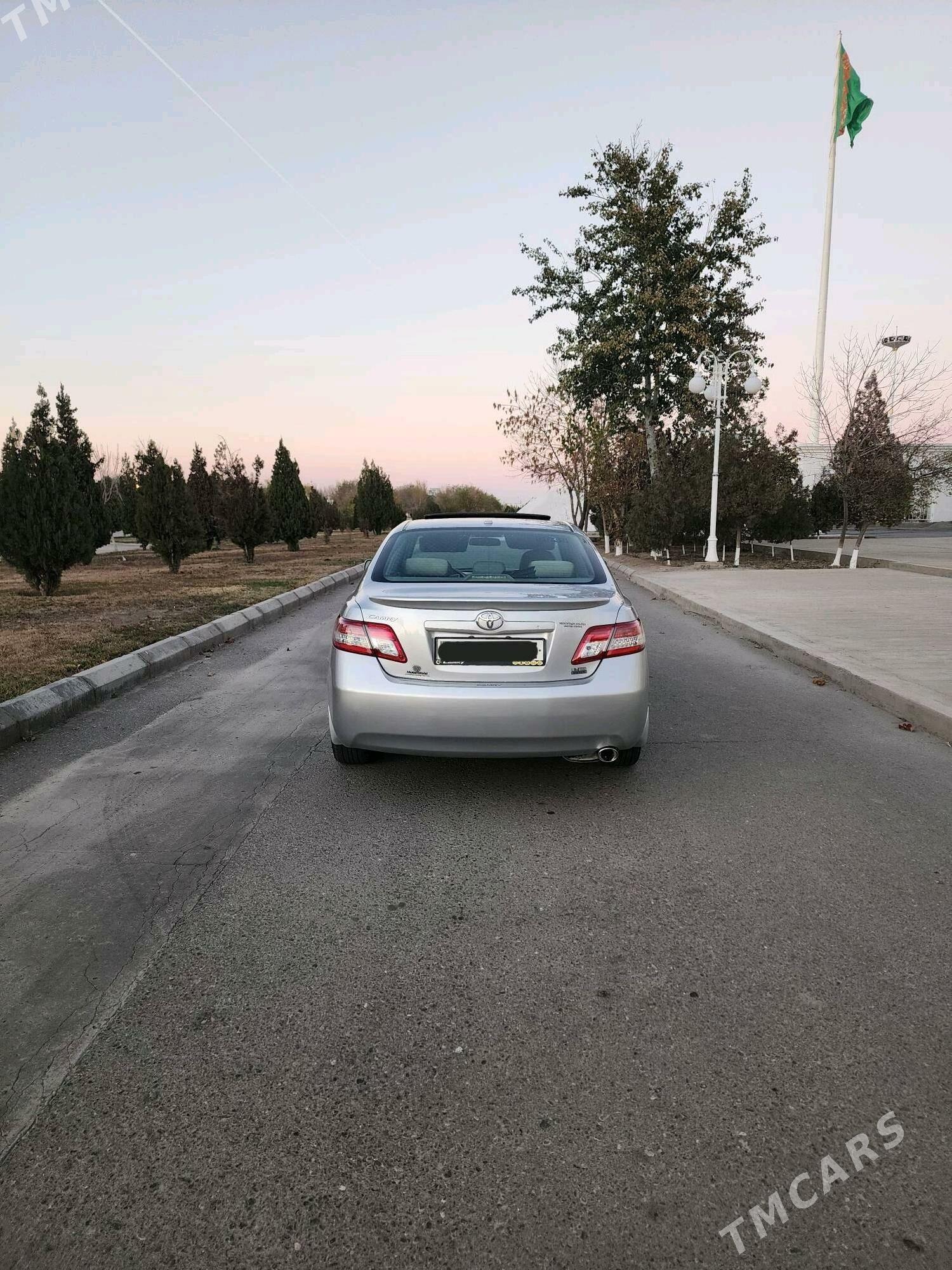 Toyota Camry 2010 - 219 000 TMT - Daşoguz - img 4