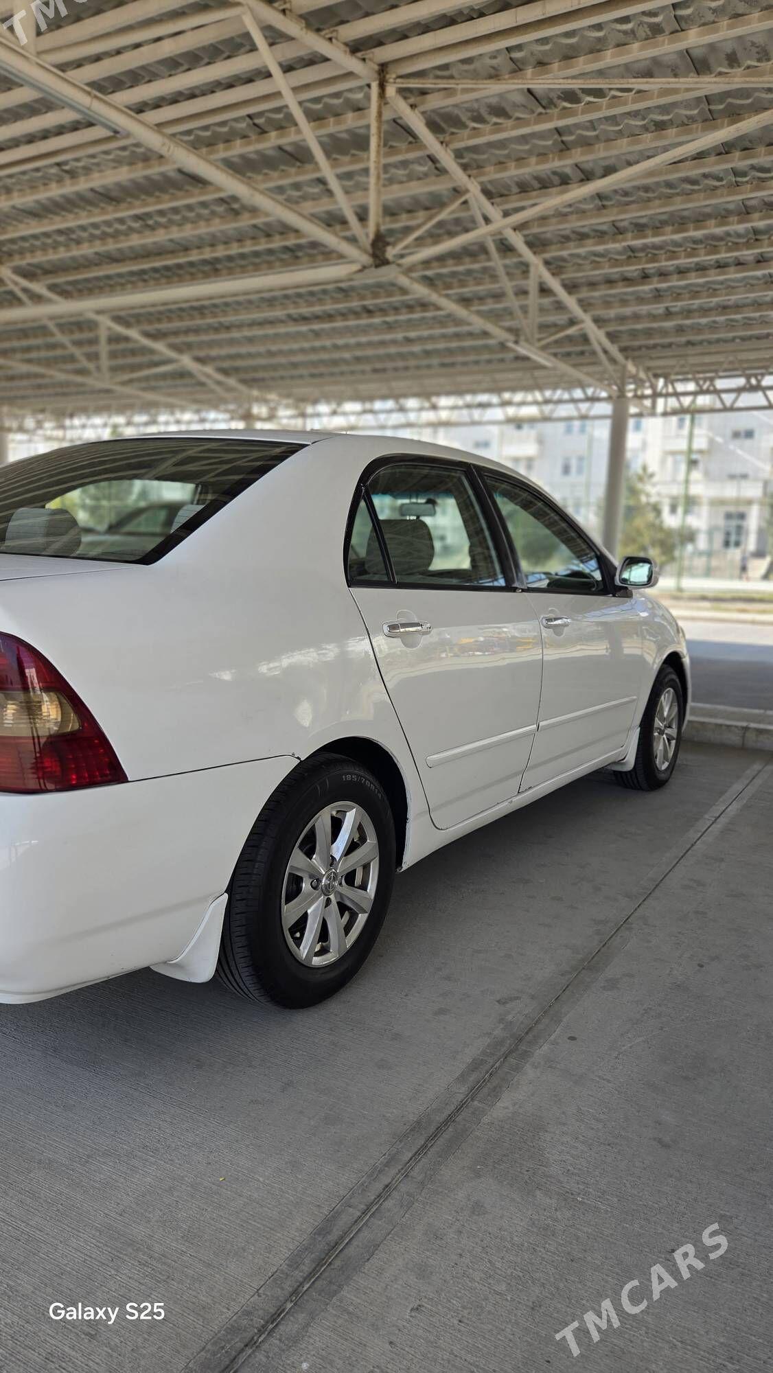 Toyota Corolla 2001 - 110 000 TMT - Кëши - img 3