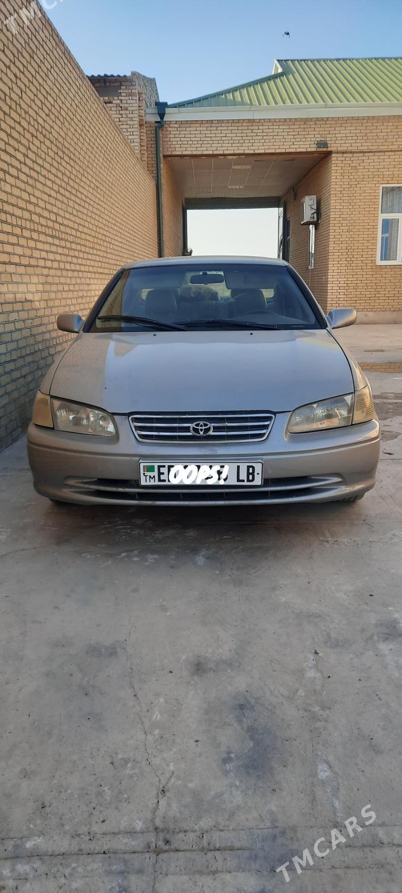 Toyota Camry 1998 - 109 000 TMT - Туркменабат - img 2