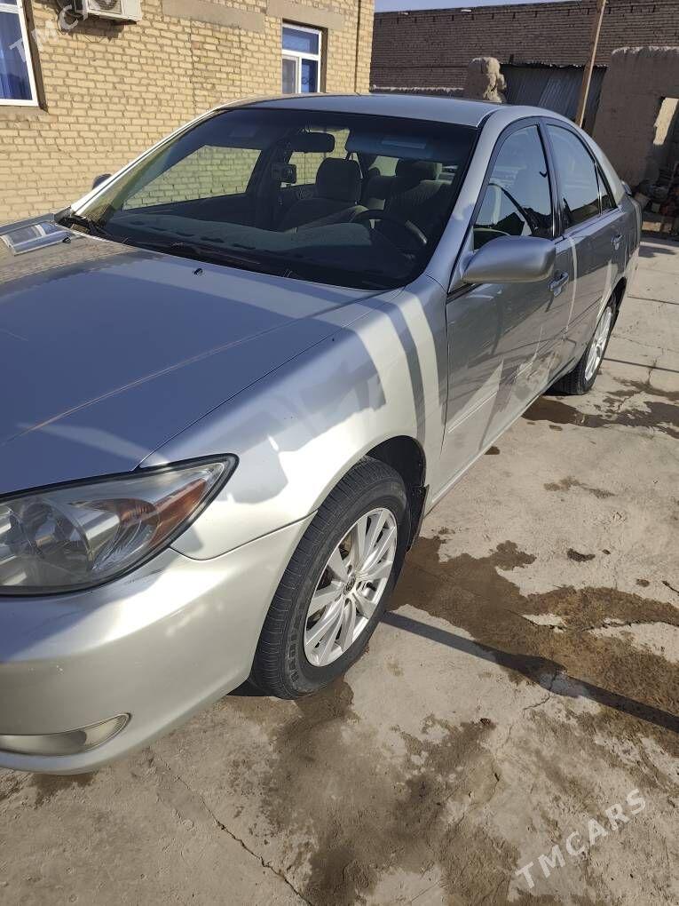 Toyota Camry 2002 - 155 000 TMT - Çärjew - img 1