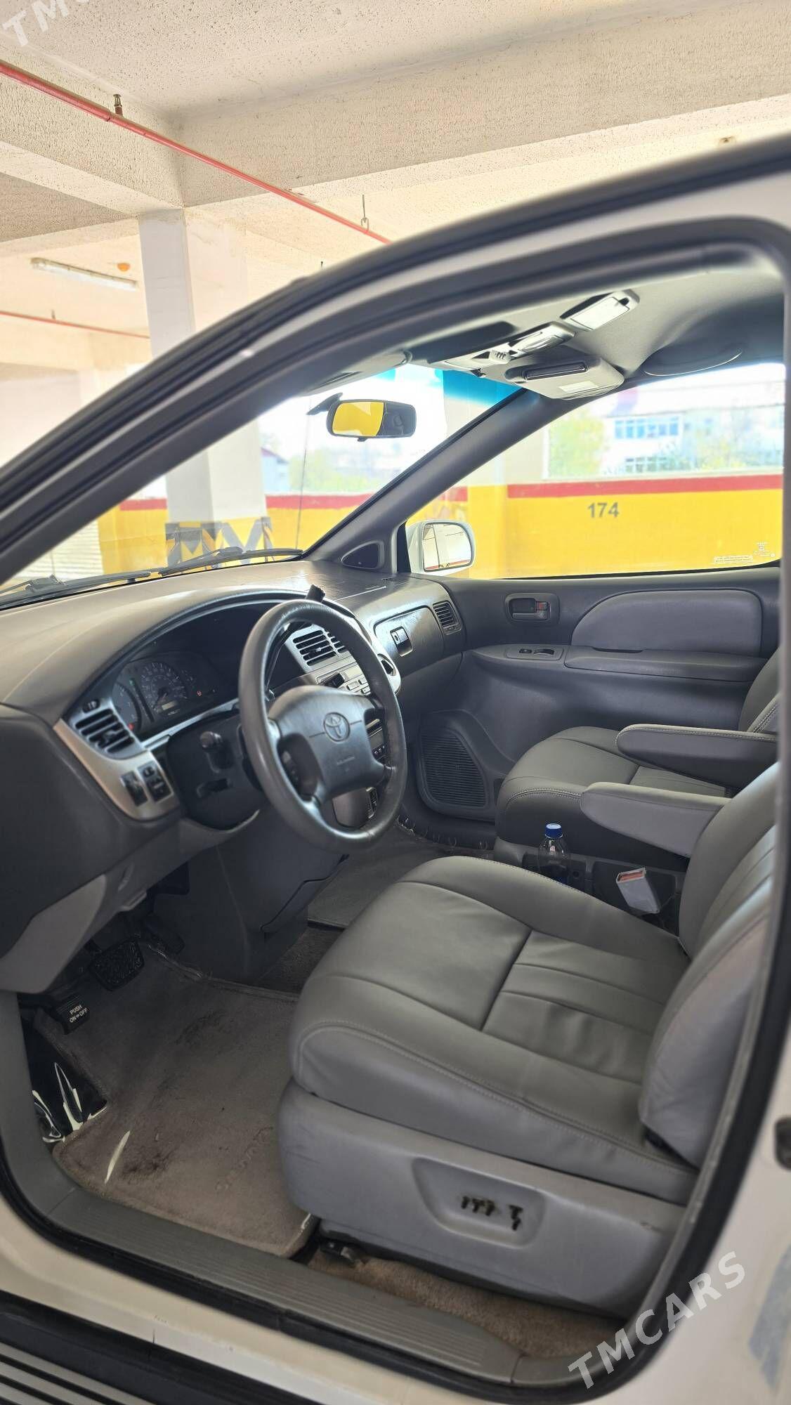 Toyota Sienna 2003 - 185 000 TMT - Aşgabat - img 8