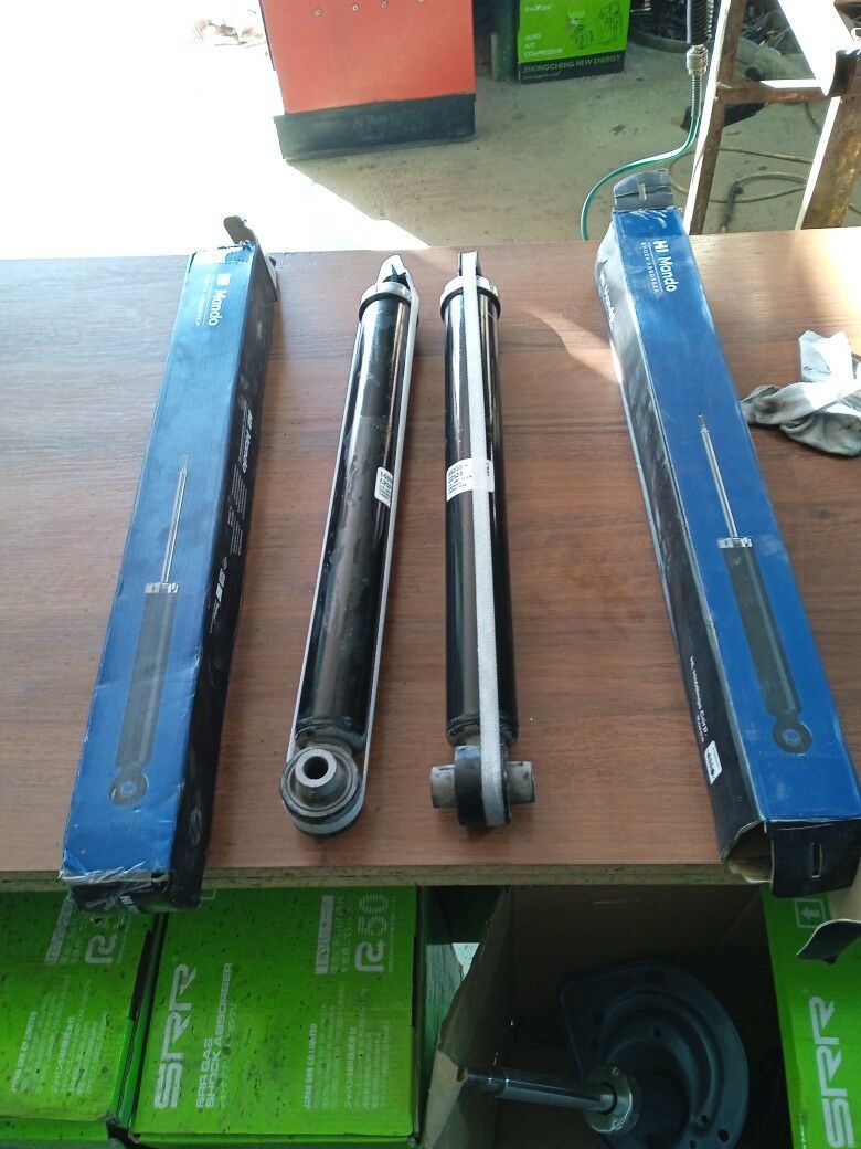 хундай саната задние амортизат2017годхундай санат 700 TMT - 11 мкр - img 1