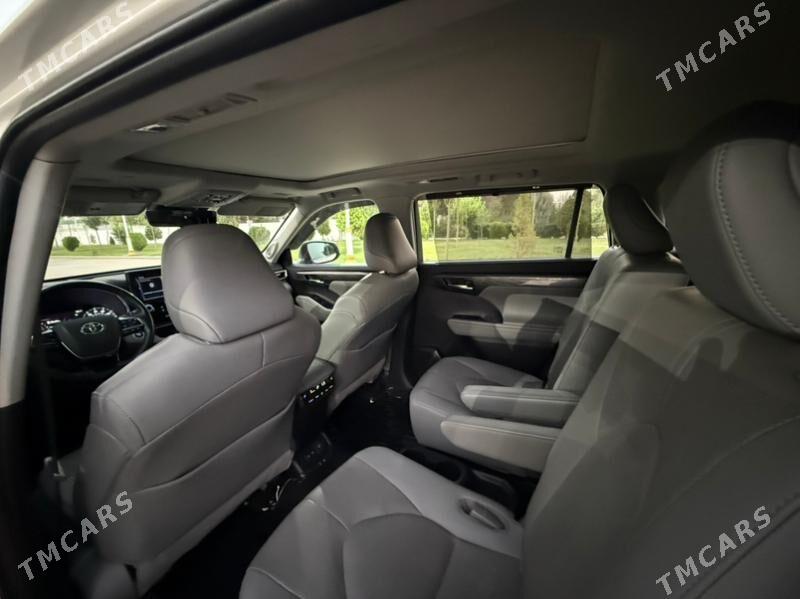 Toyota Highlander 2021 - 645 000 TMT - Aşgabat - img 2