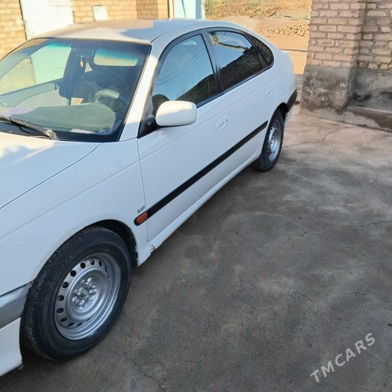 Toyota Avensis 1998 - 80 000 TMT - Ходжамбаз - img 4