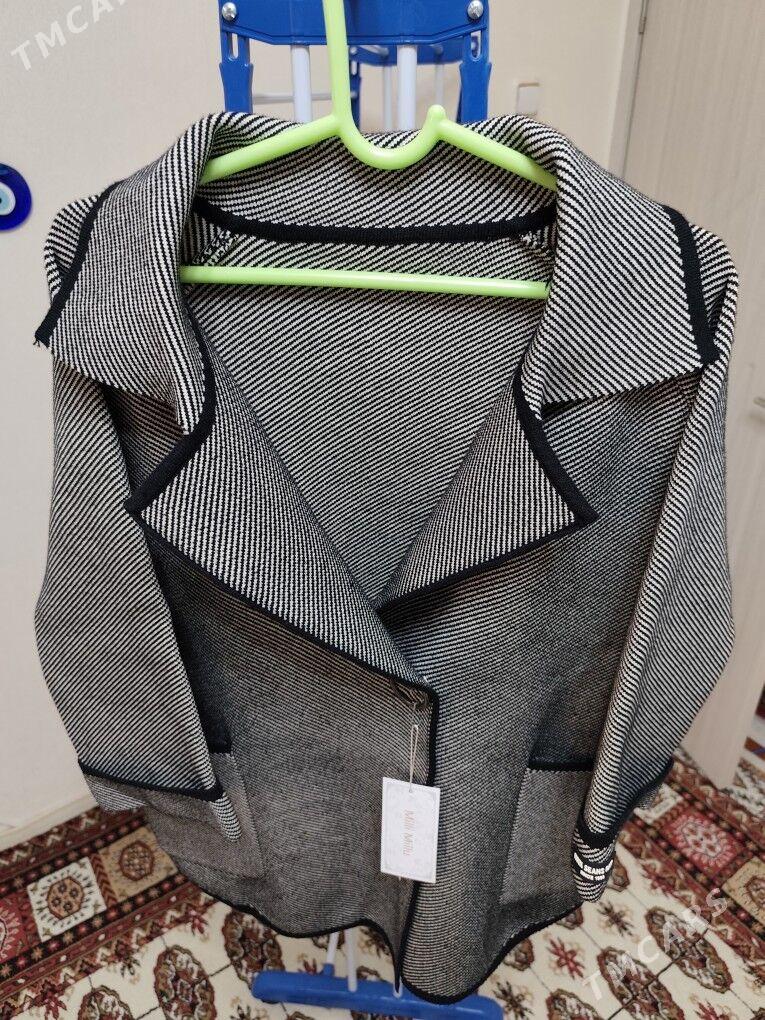 Palto Yuka gornus 2xl - 3 mkr - img 1