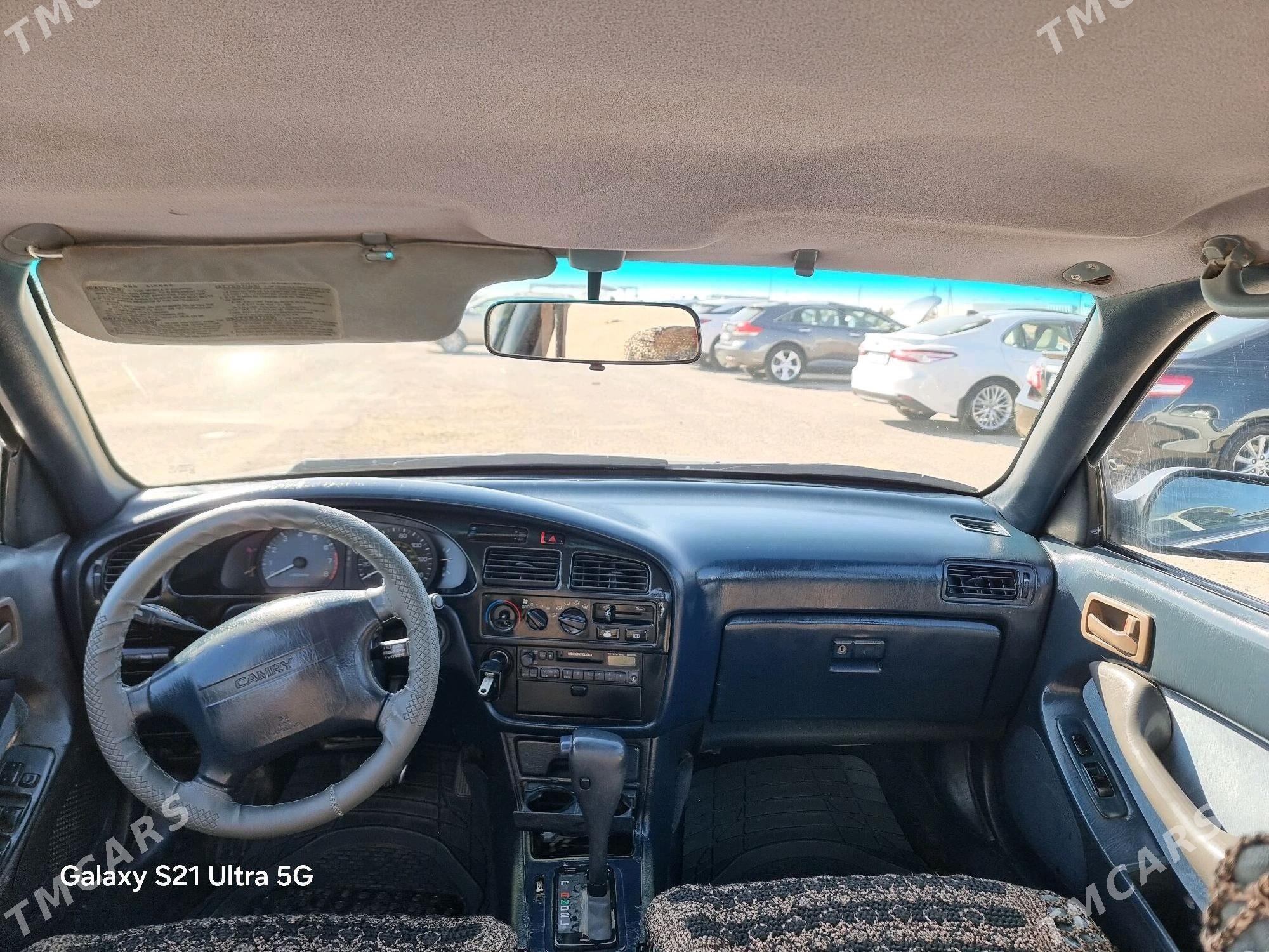 Toyota Camry 1993 - 90 000 TMT - Мары - img 3